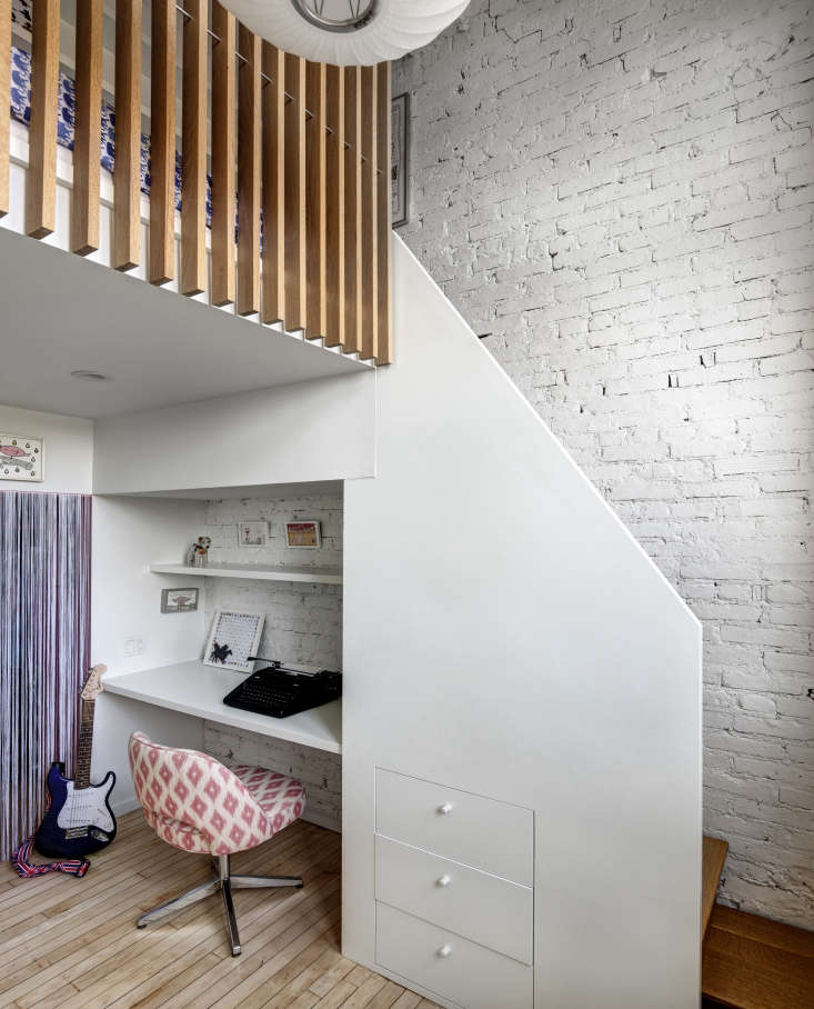 the stairs in architect jennifer hanlin&#8\2\16;s daughter&#8\2\17;s lo 18