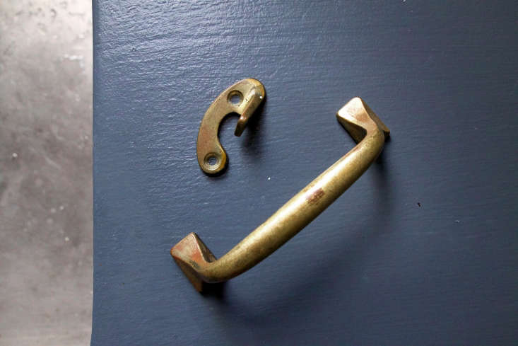 Polish Brass Cabinet Hardware, How To Clean Brass Cabinet Hardware