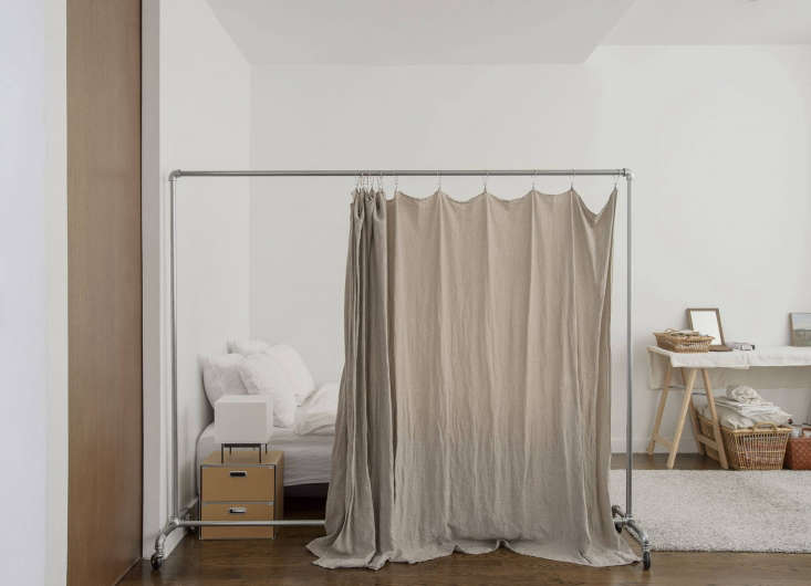 Clever Twists On Room Dividers, Partition Room With Curtains